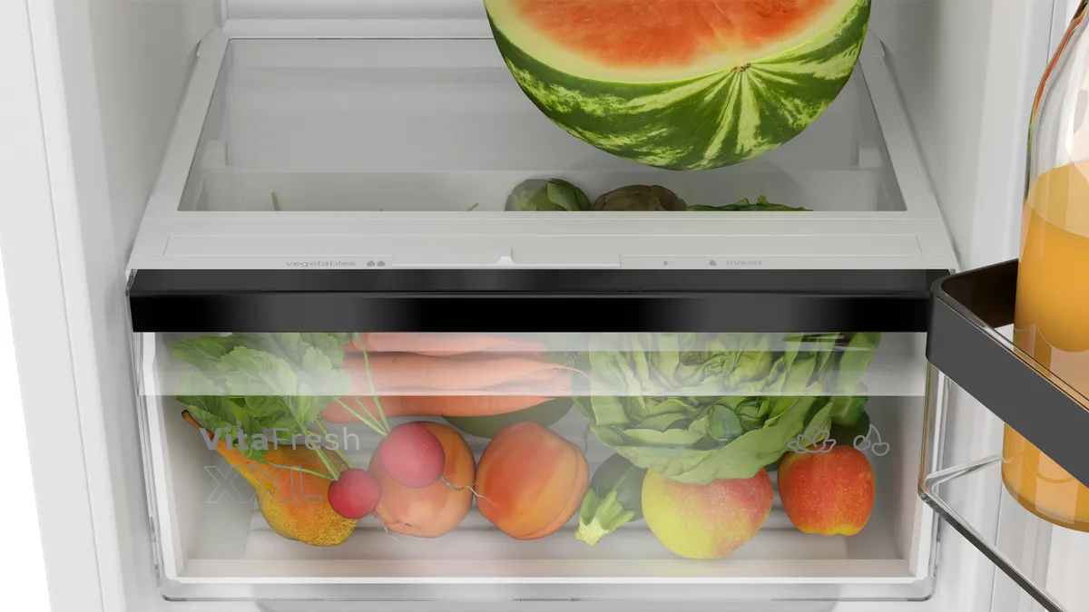 BOSCH KIR41SDD1 Ugradni frižider, 122.5 x 56 cm, Fiksna šarka, lagano zatvaranje serija 6