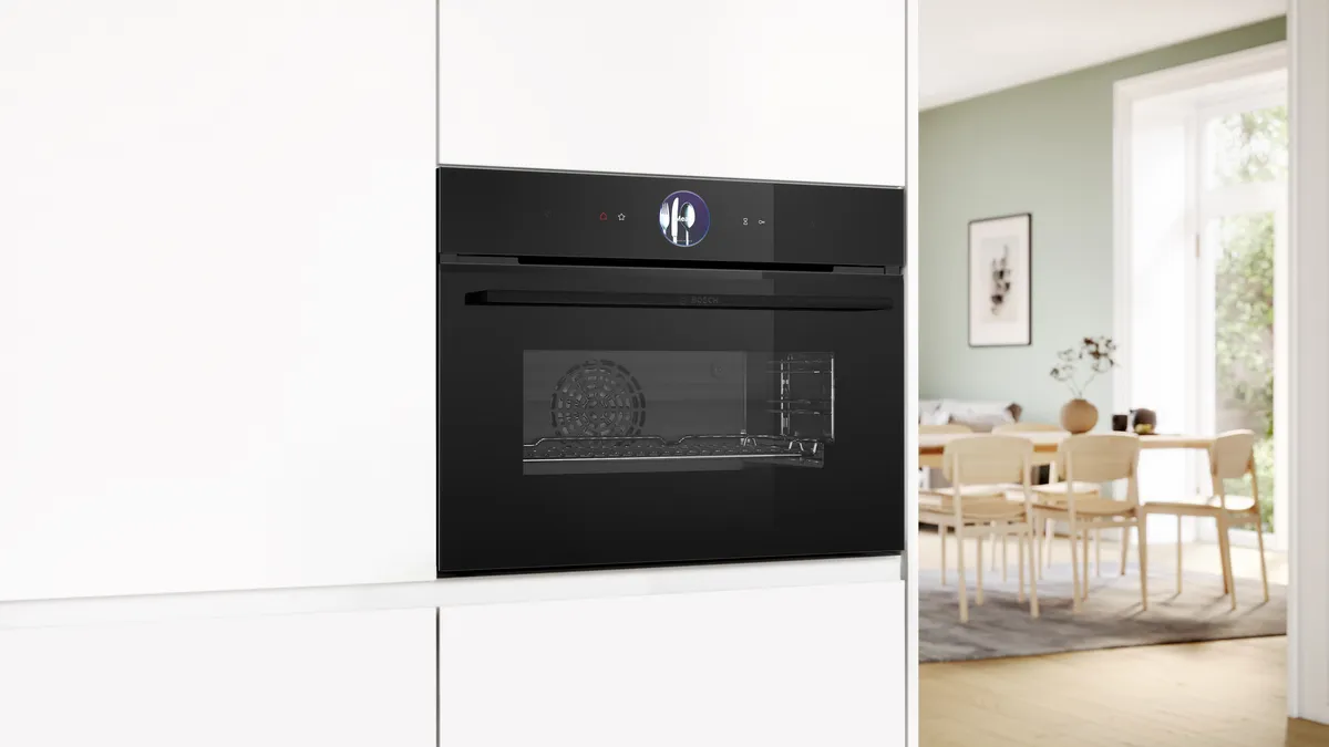 BOSCH CSG936DB1 Ugradna kompaktna rerna sa funkcijom pečenja na pari 60 x 45 cm serija 8 Crna