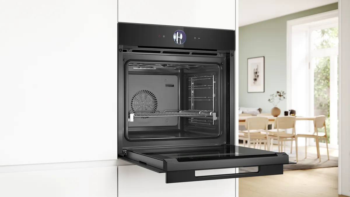 BOSCH HSG936AB1 Ugradna rerna sa funkcijom pečenja na pari 60 x 60 cm serija 8 Crna