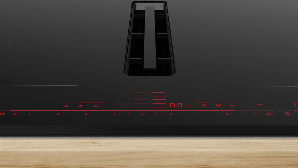 BOSCH PXX875D67E Indukciona ploča za kuvanje sa integrisanim aspiratorom 80 cm ugradnja sa okvirom serija 8