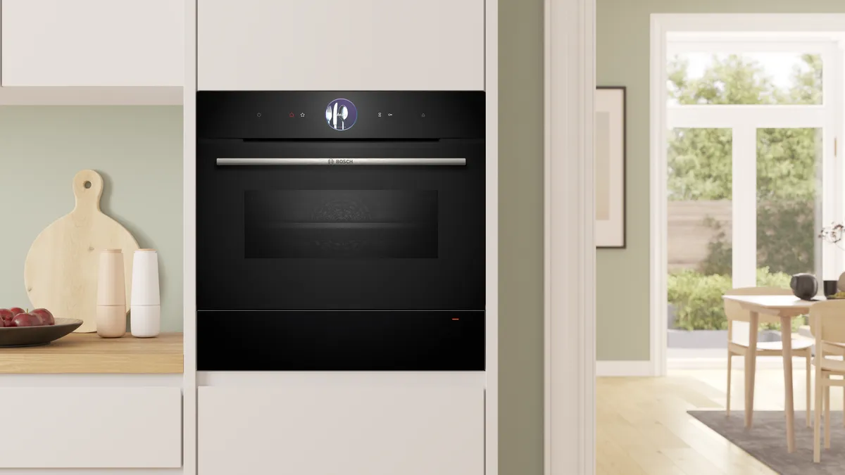 BOSCH BIC7101B1 Ugradna grejna fioka 60 x 14 cm Crna serija 8