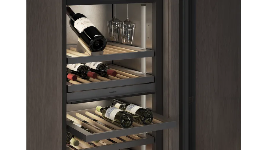Gaggenau RVW467170 Vario ugradna vinska vitrina serije Expressive 213.4 x 61 cm, fotografija 5 Gaggenau RVW467170 Vario ugradna vinska vitrina serije Expressive 213.4 x 61 cm, fotografija 5