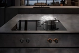 Gaggenau CV492105 indukciona ploča za kuvanje sa integrisanim aspiratorom serija 400 Gaggenau CV492105 indukciona ploča za kuvanje sa integrisanim aspiratorom serija 400