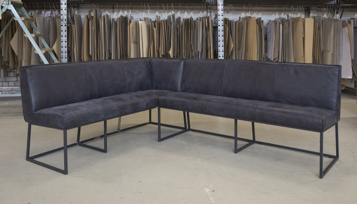 trpezarijska klupa Lara – Zara (Freds Bench), fotografija 2